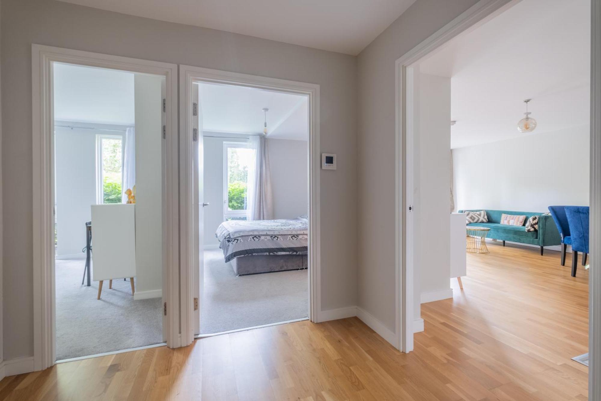 Brand New London Flat With Car Park Appartement Buitenkant foto