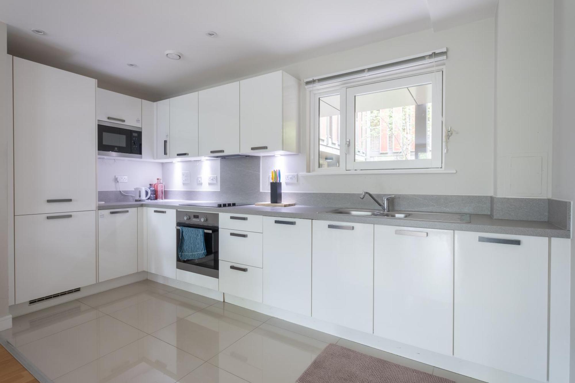 Brand New London Flat With Car Park Appartement Buitenkant foto